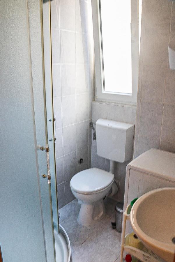 Antini Trudi Apartment ชิเบนิก ภายนอก รูปภาพ